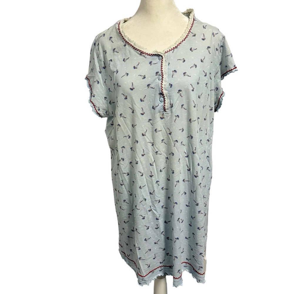 Liz Claiborne Cotton Nightie. Pale Blue. Size XL. Gently worn.